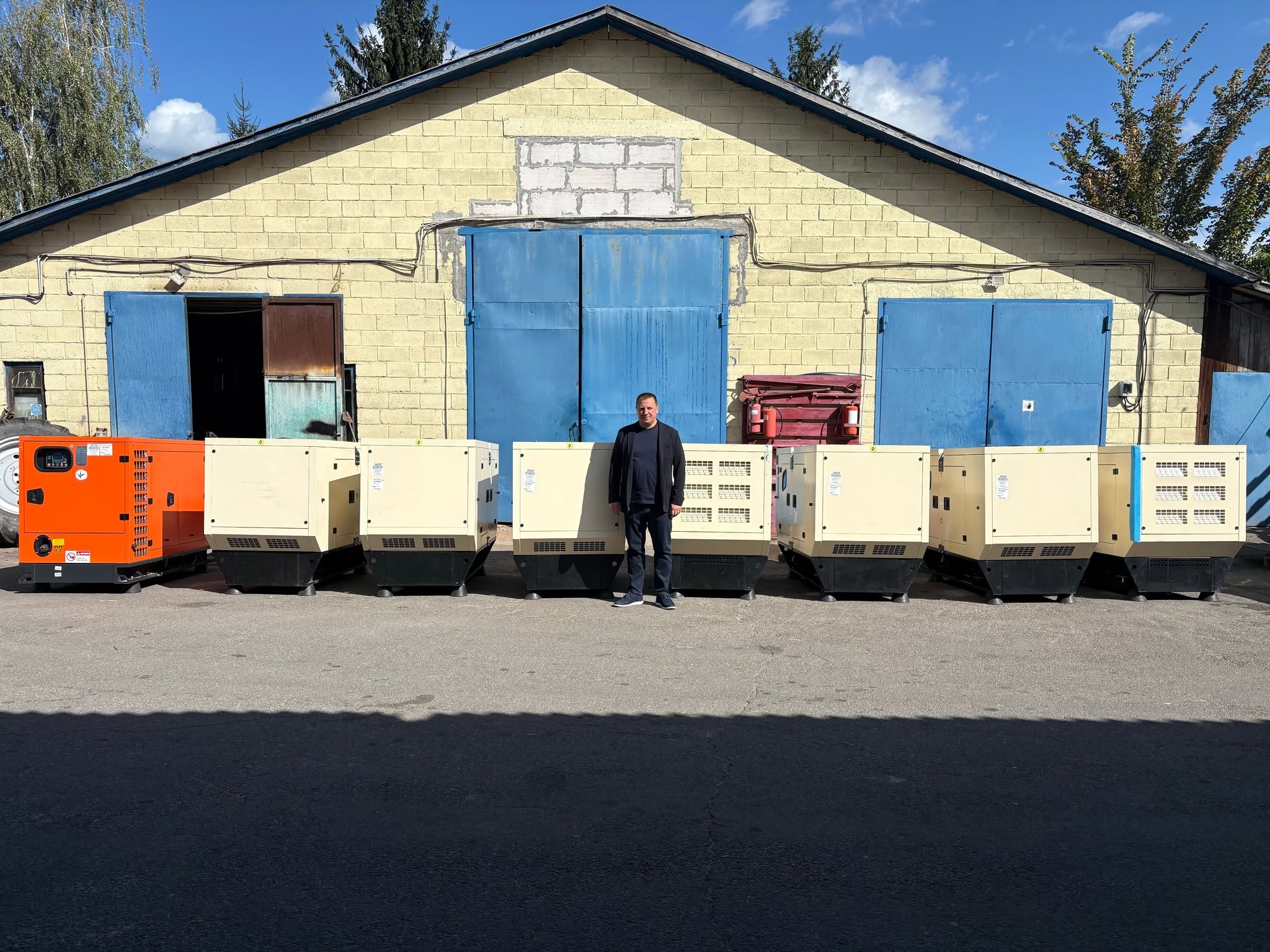 Антон Овсієнко — Білогородська громада отримала 9 потужних генераторів від міжнародних партнерів
