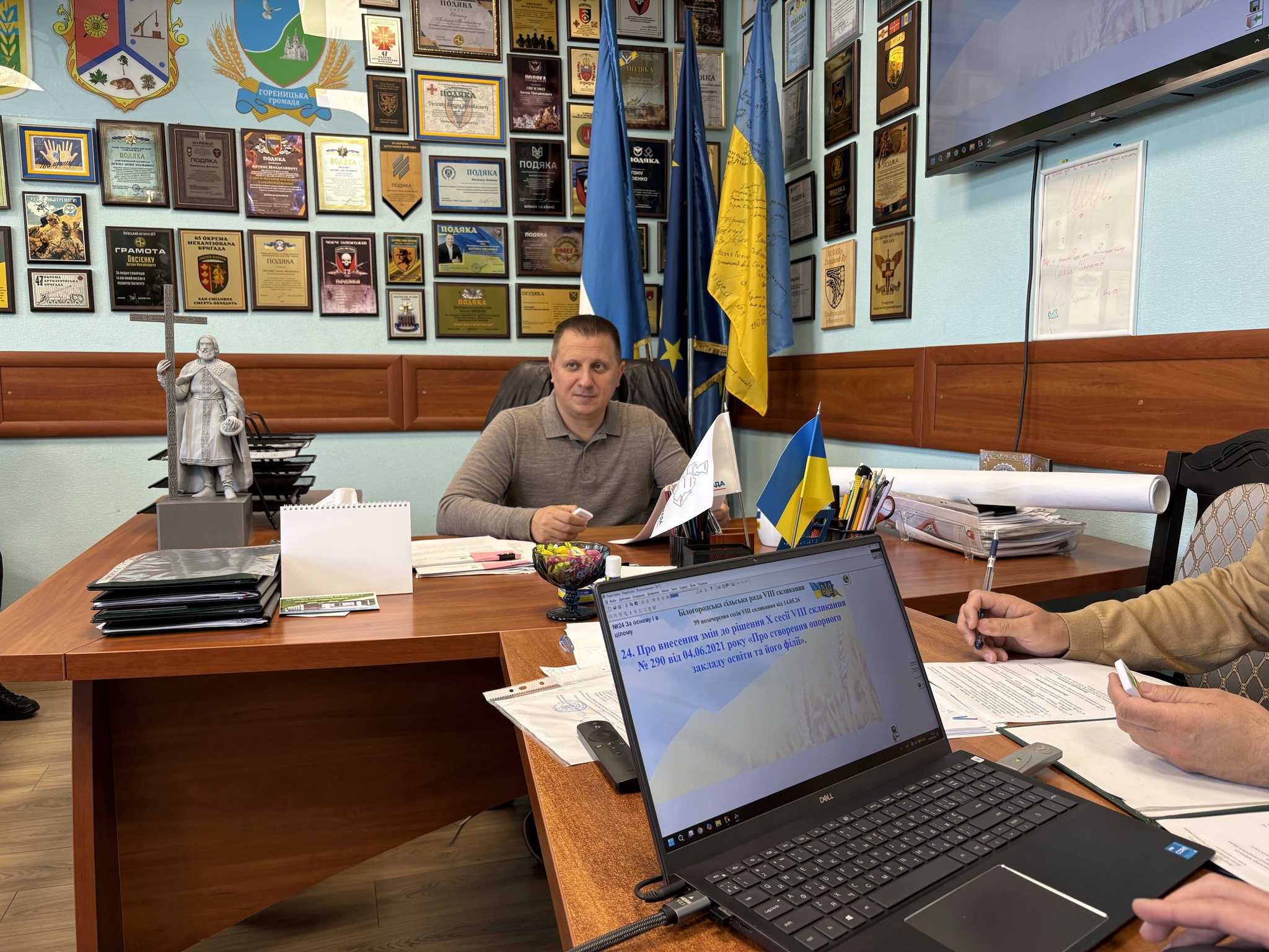 Підтримка ЗСУ та модернізація комунальної сфери: підсумки 99-ї сесії Білогородської сільської ради