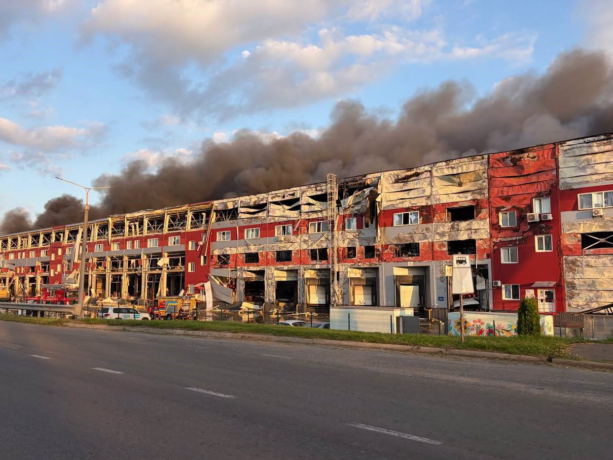 Нічний обстріл Білогородської громади: ліквідація наслідків триває, постраждалих немає