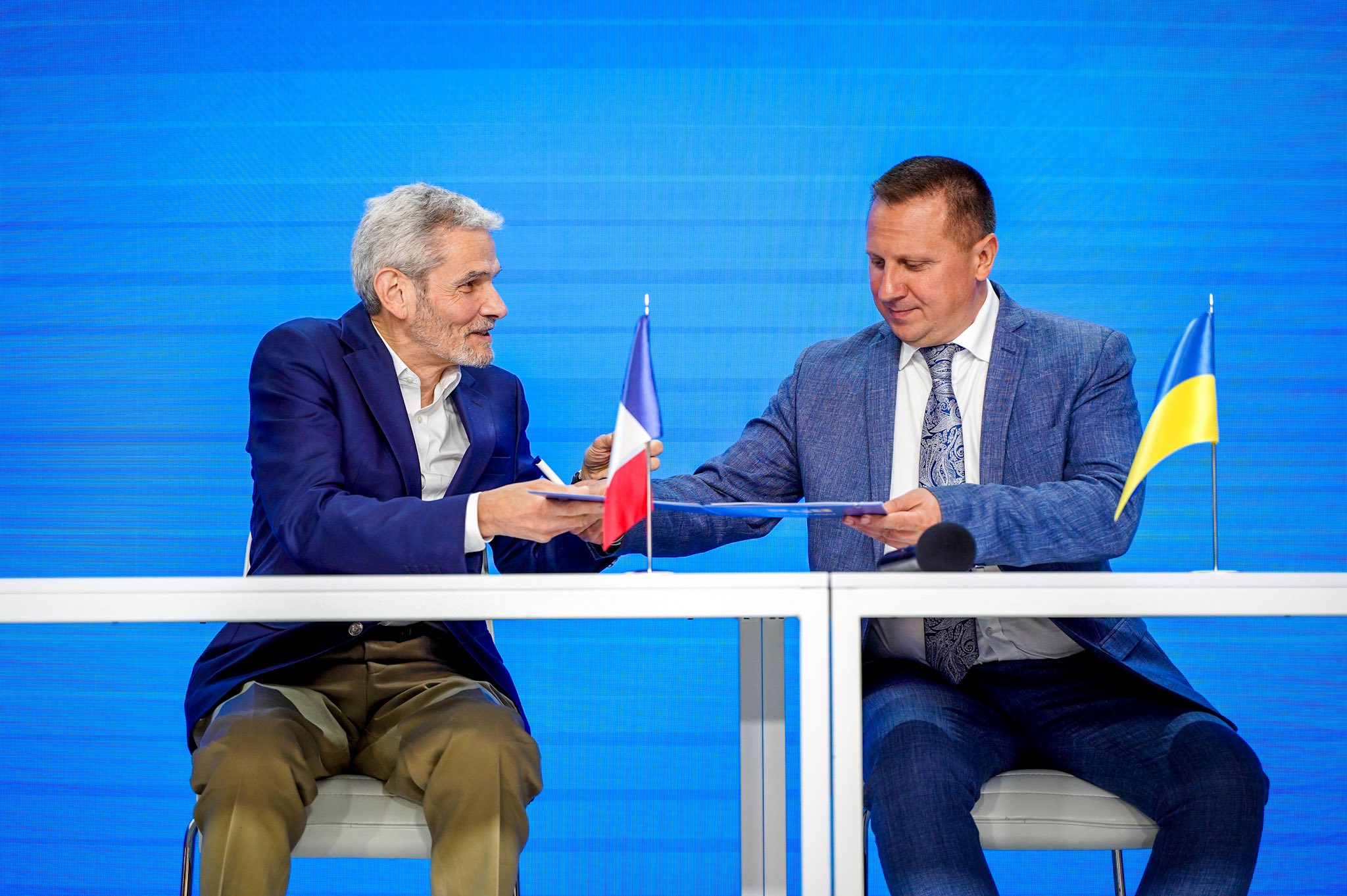 Нові горизонти для Білогородщини: підписано меморандум про партнерство із французьким містом Бюр-сюр-Іветт